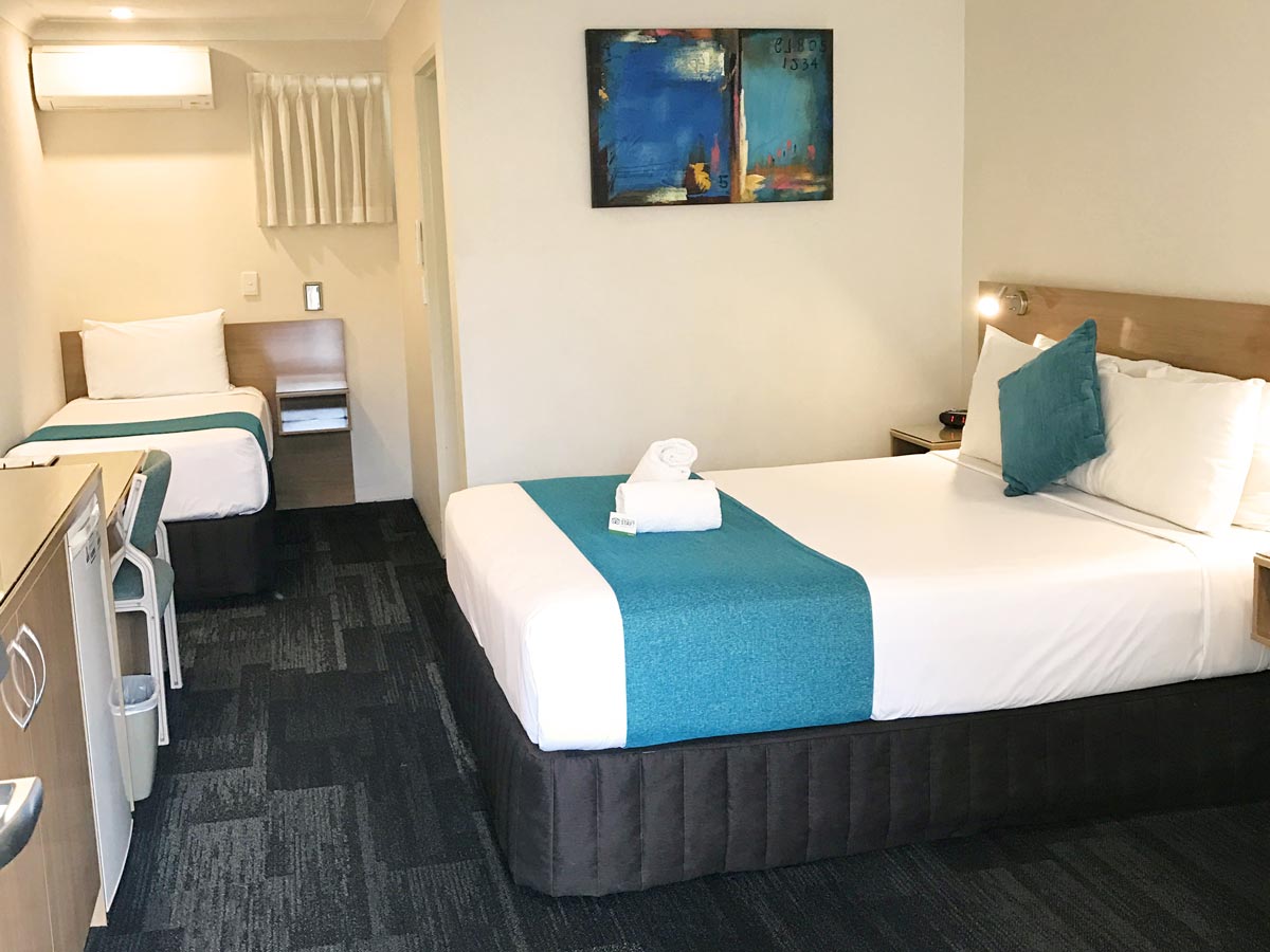 Standard Rooms — Bright corner